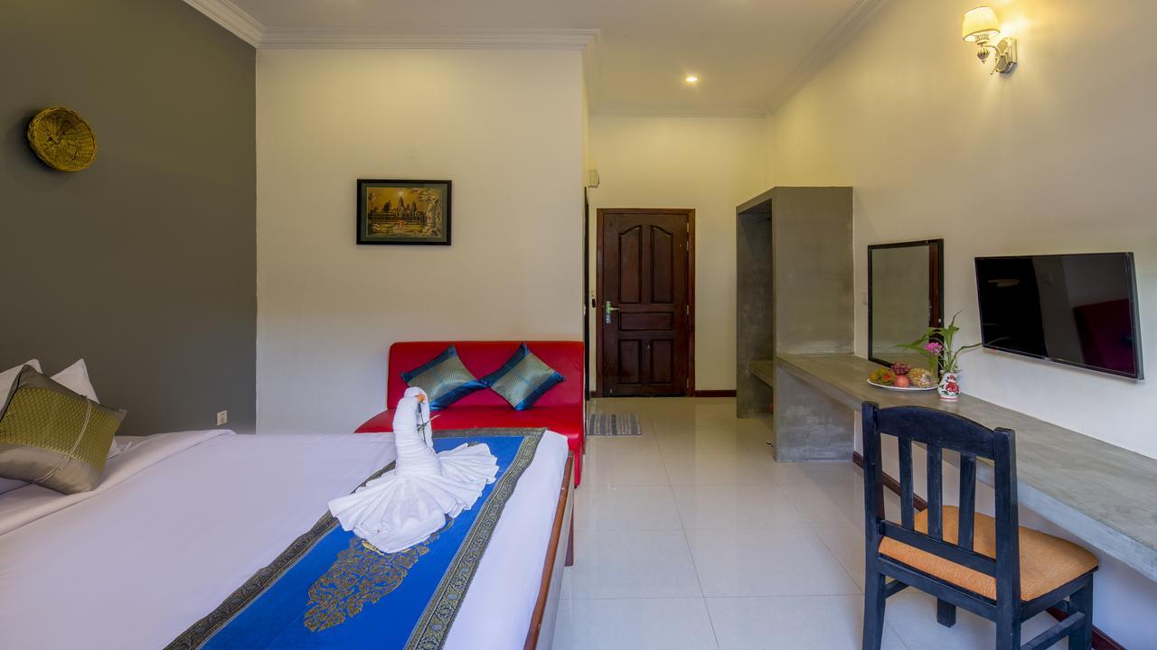 Готель Sakun Angkor Boutique Сіємреап Екстер'єр фото